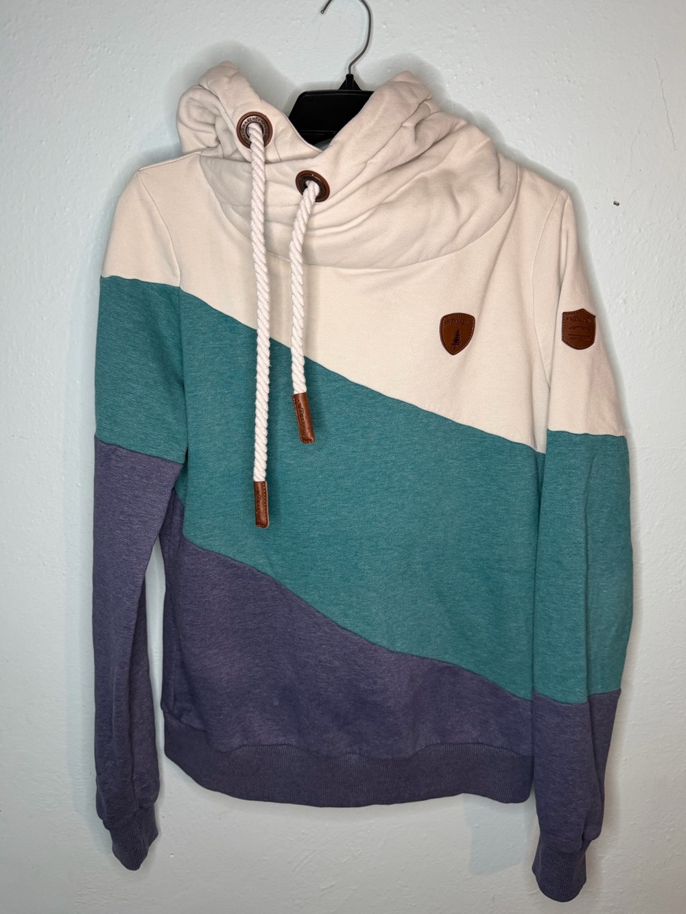 Wanakome Color Block Hoodie